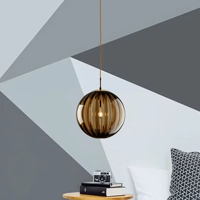 Suspension boule en verre coloré – 4 teintes, 15 ou 20 cm